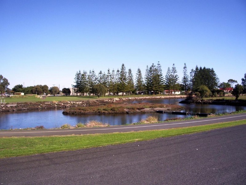 1 Watson Street, Kingston Se SA 5275