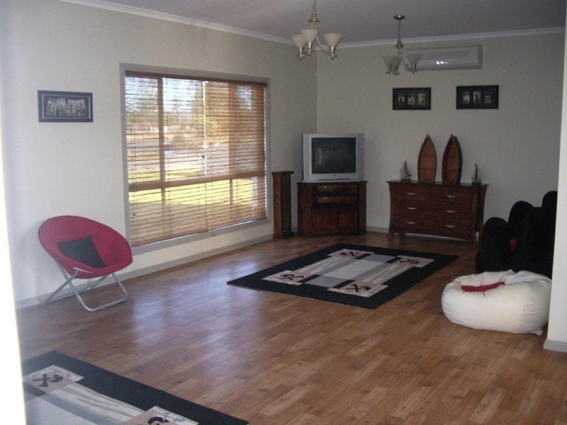 1 Watson Street, Kingston Se SA 5275