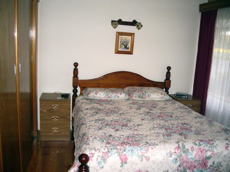 76 Ramsay Tce, Bordertown SA 5268