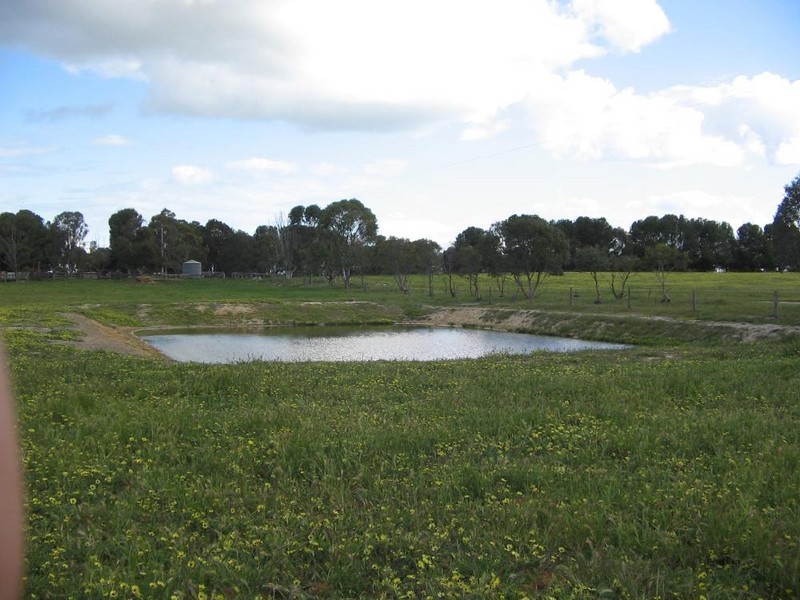 “Wooloogla” Serviceton North Road, Telopea Downs VIC 3420