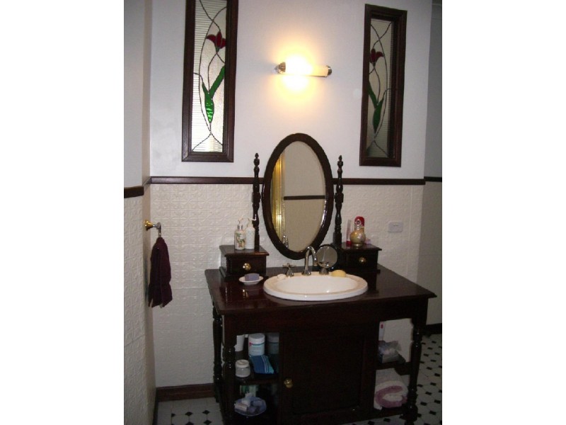 1 Thomas Court, Bordertown SA 5268