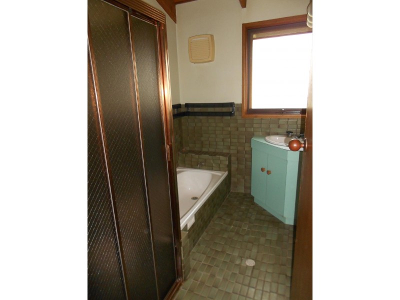 26 Kerslake, Bordertown SA 5268