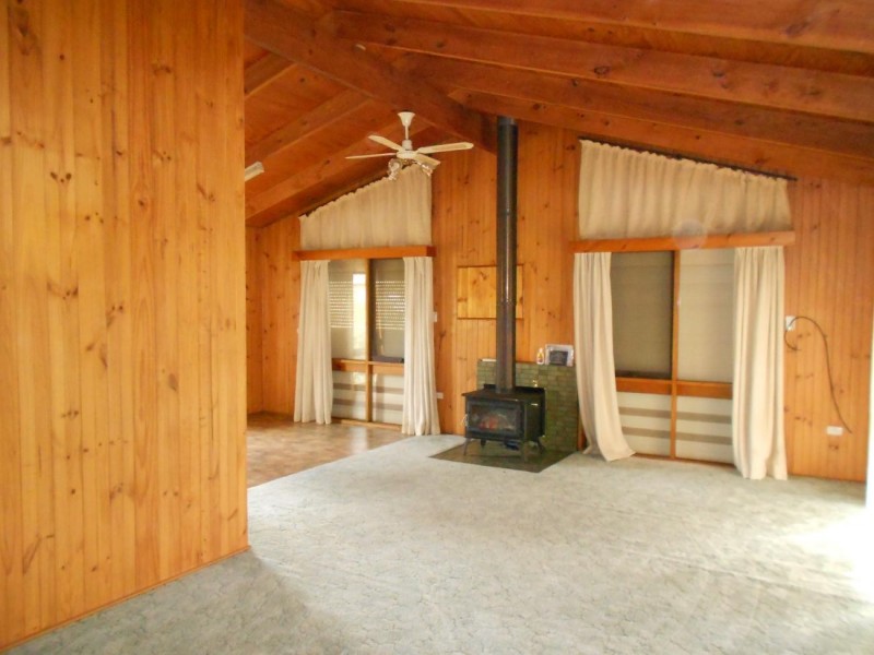 26 Kerslake, Bordertown SA 5268