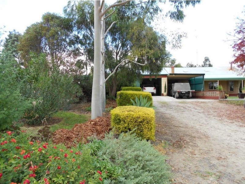 8 Aerodrome Road, Bordertown SA 5268