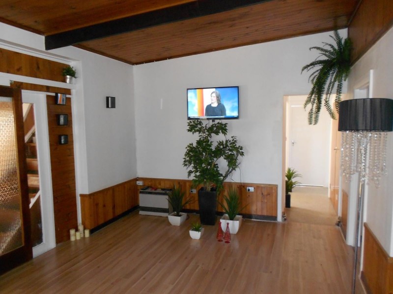 20 Eighth St, Bordertown SA 5268