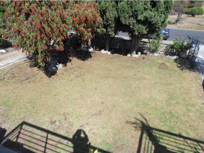 20 Eighth St, Bordertown SA 5268