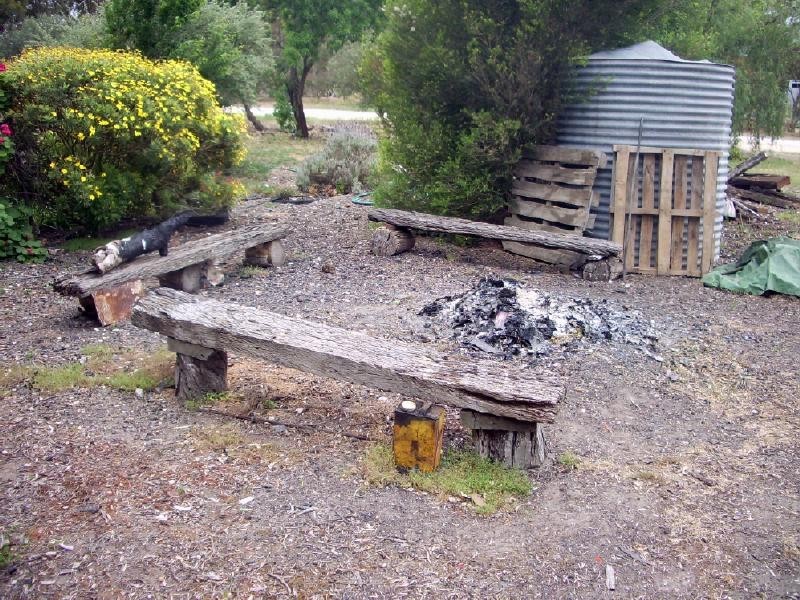 4 and 5 Railway Tce South, Wolseley SA 5269