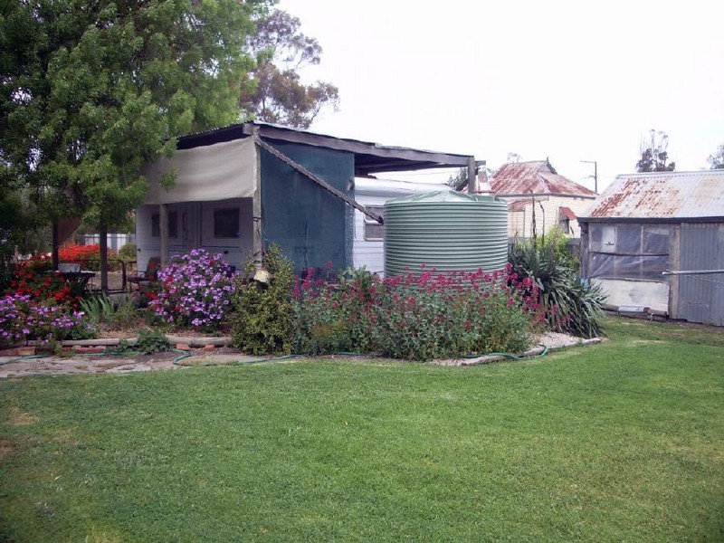 4 and 5 Railway Tce South, Wolseley SA 5269