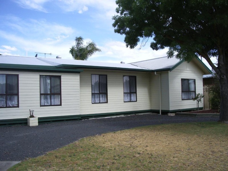 32 Poplar Ave, Keith SA 5267