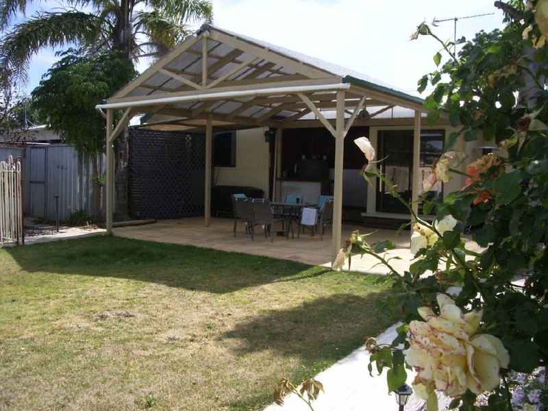 32 Poplar Ave, Keith SA 5267