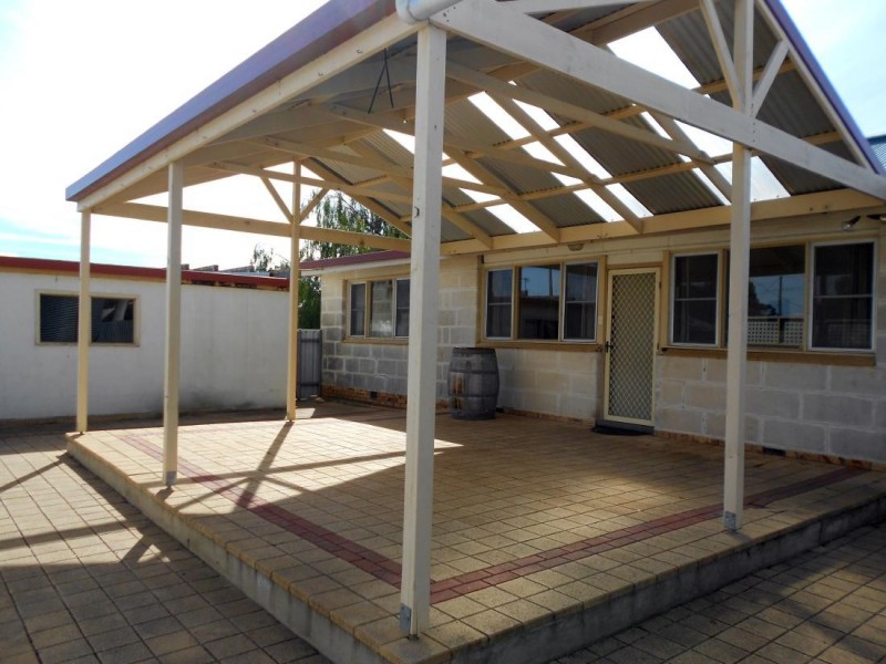 67 Park Terrace, Bordertown SA 5268