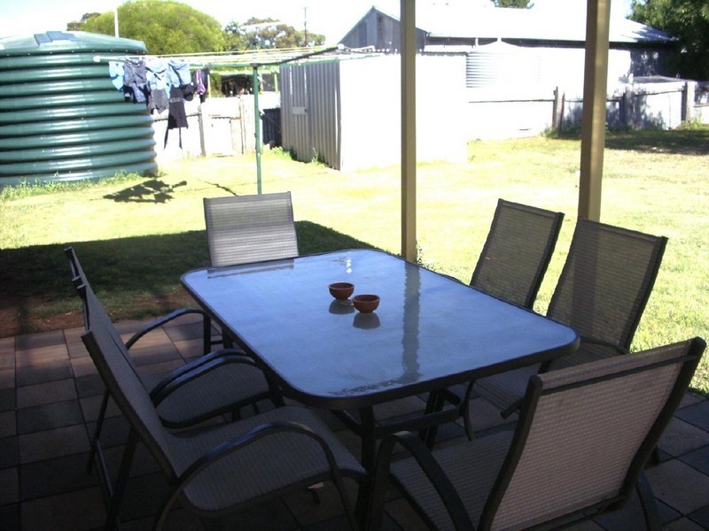 182 Victoria Parade, Bordertown SA 5268