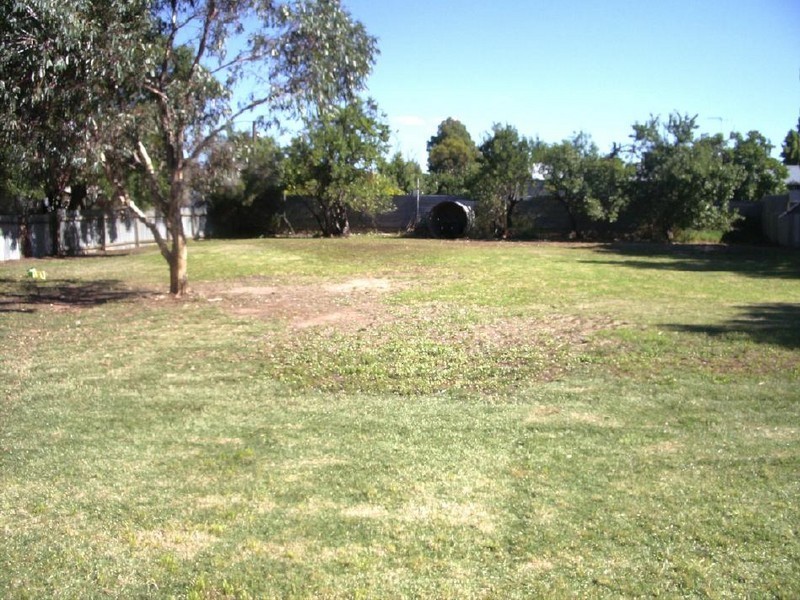 182 Victoria Parade, Bordertown SA 5268