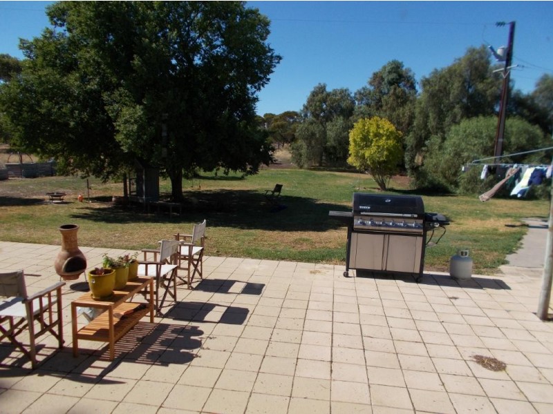 630 Red Bluff Road, Bordertown SA 5268
