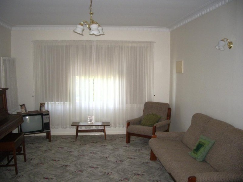 33 DeCourcey, Bordertown SA 5268