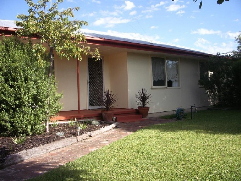 33 Campbell Street, Bordertown SA 5268