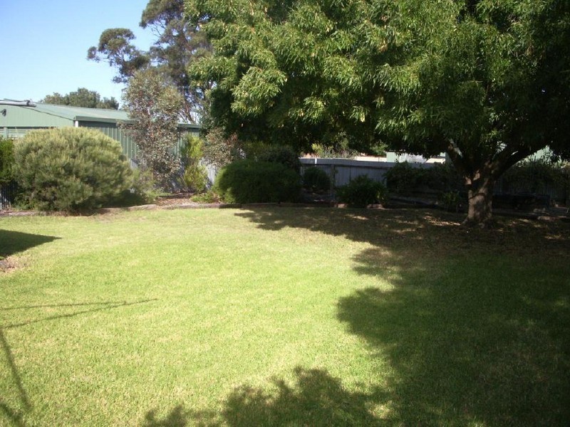 33 Campbell Street, Bordertown SA 5268