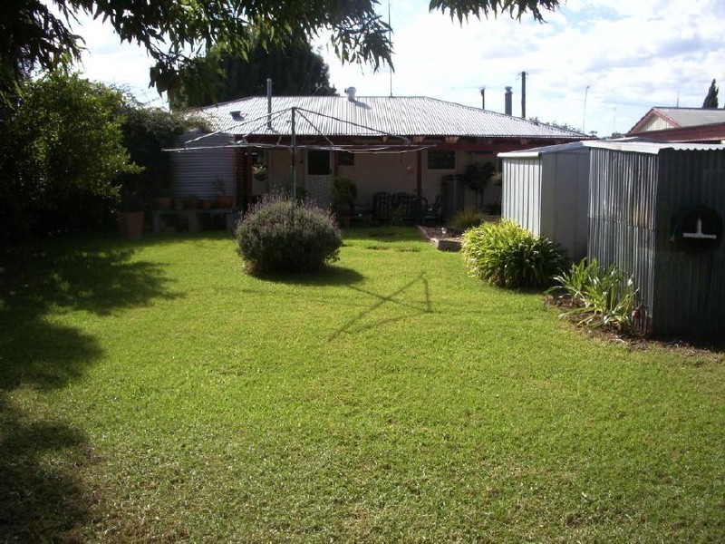 33 Campbell Street, Bordertown SA 5268
