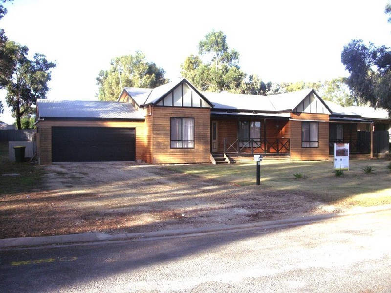 52 Albert Parade, Bordertown SA 5268