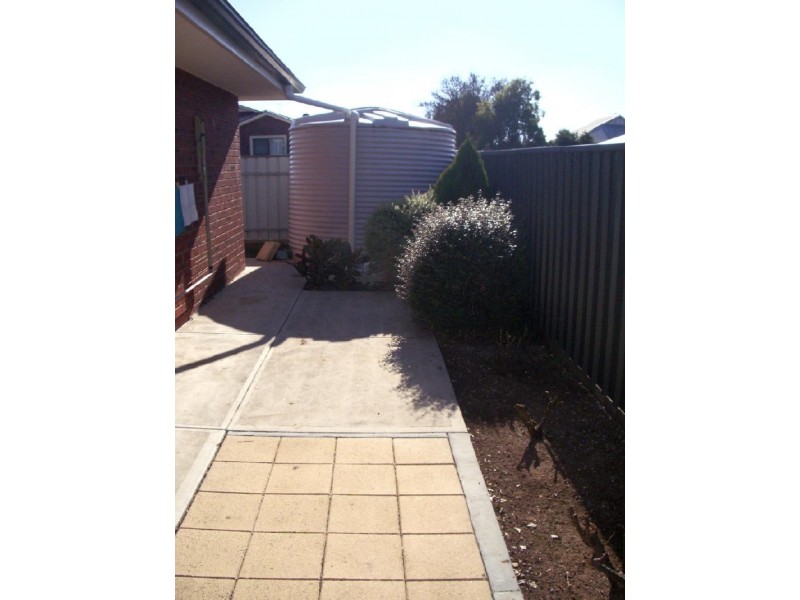 12 Tatiara Terrace, Bordertown SA 5268