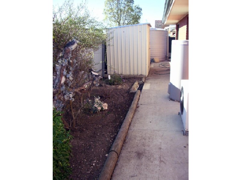 12 Tatiara Terrace, Bordertown SA 5268