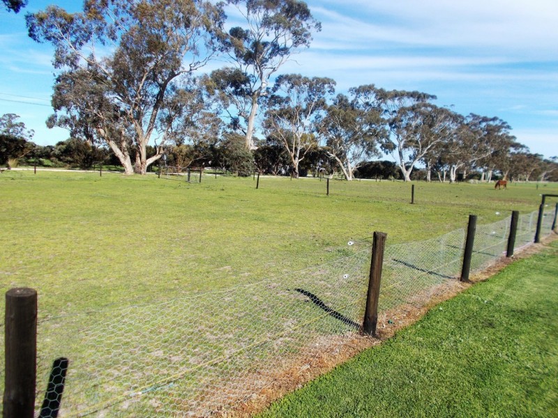 72 Hilliers Road, Mundulla SA 5270