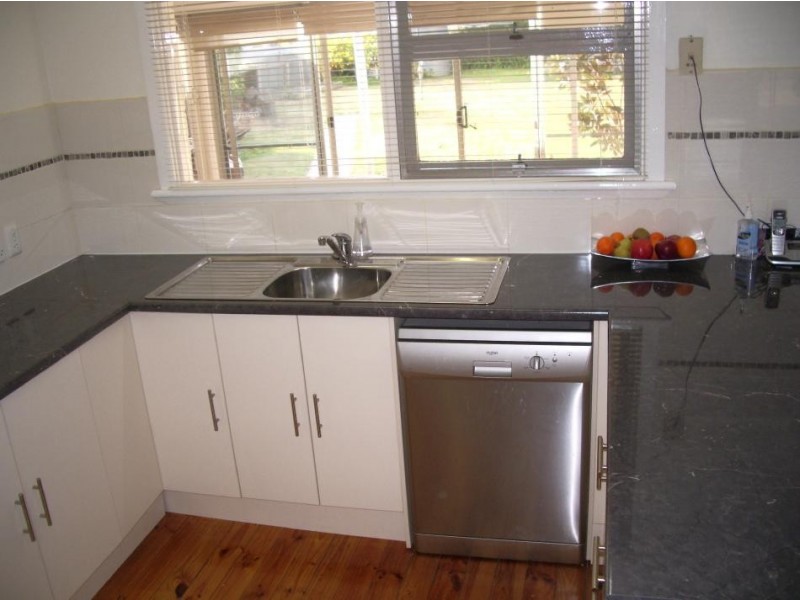 13 Buik Street, Bordertown SA 5268