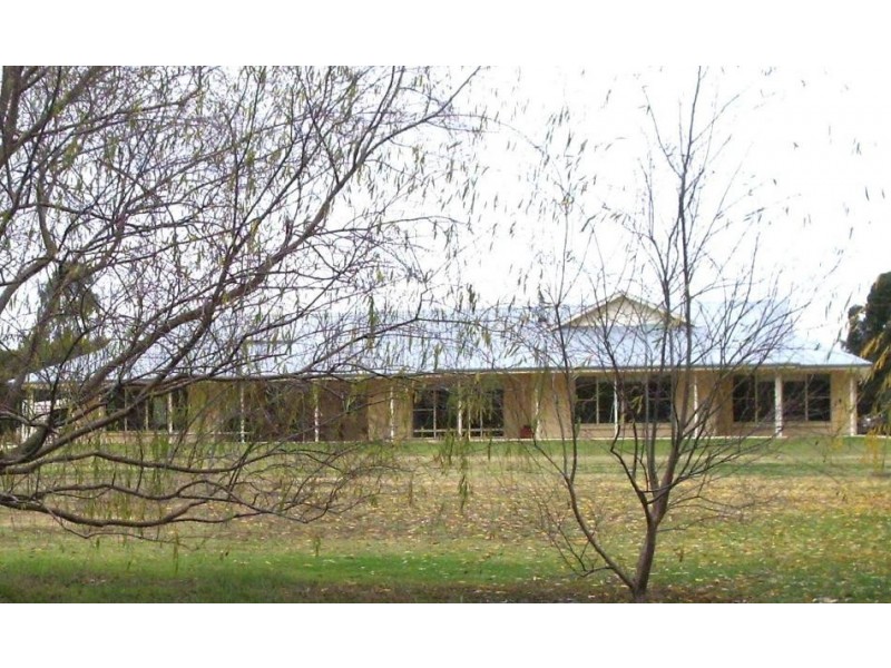 208 Naracoorte Rd, Bordertown SA 5268