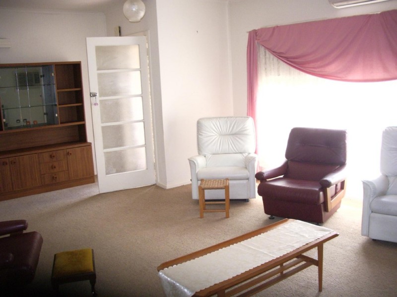 18 Fourth Street, Keith SA 5267