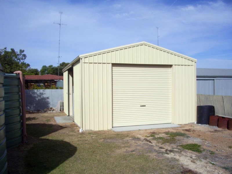 18 Peake Street, Bordertown SA 5268