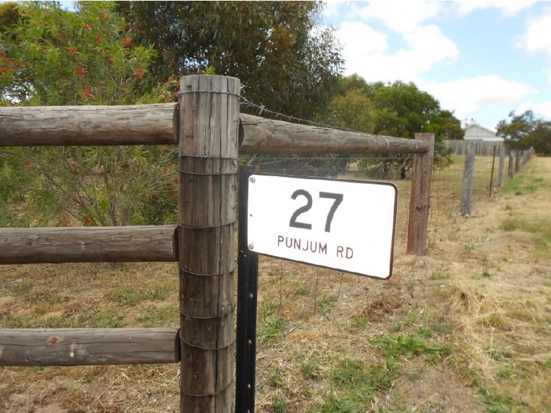 27 Punjum Rd, Mundulla SA 5270