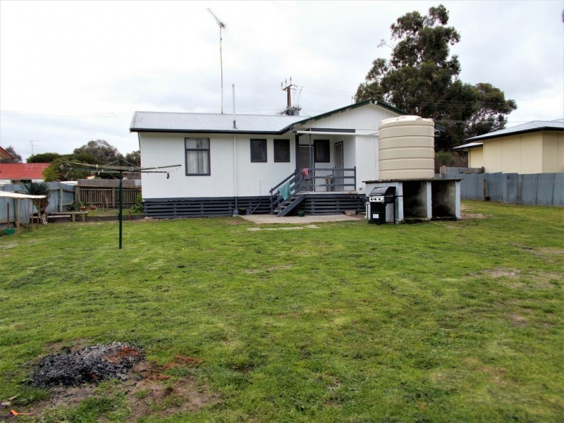 24 Hoare Terrace, Padthaway SA 5271