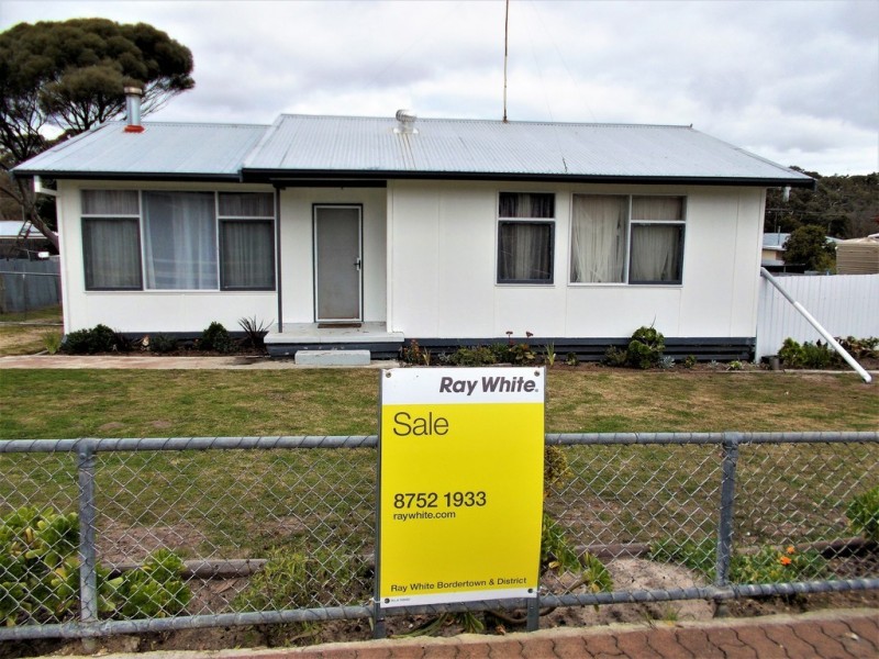 24 Hoare Terrace, Padthaway SA 5271