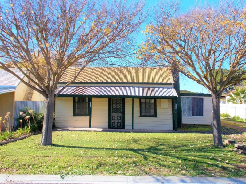 70 Adamson Terrace, Bordertown SA 5268