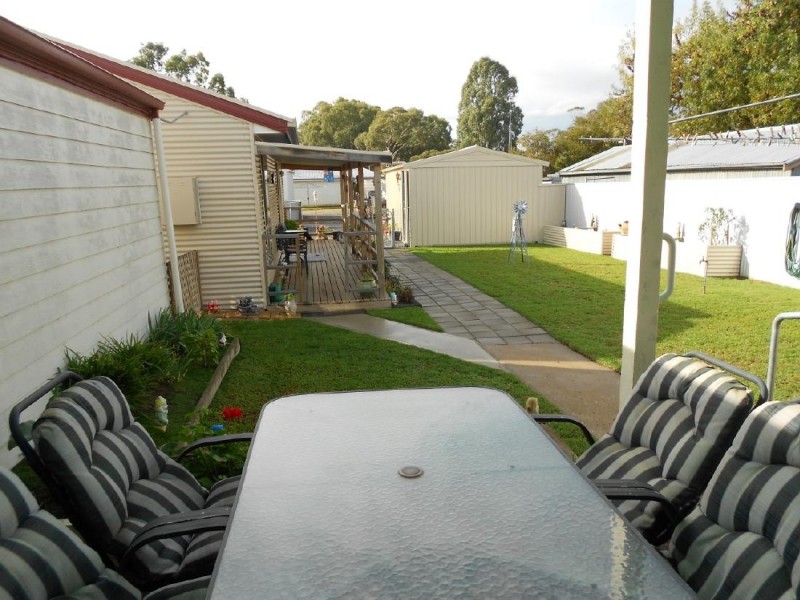 8 Fourth Street, Bordertown SA 5268