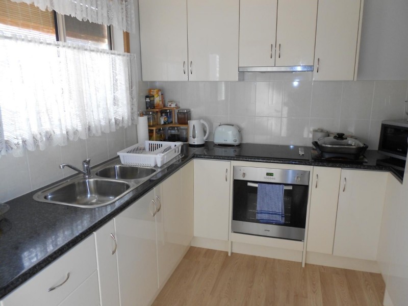 8 Fourth Street, Bordertown SA 5268