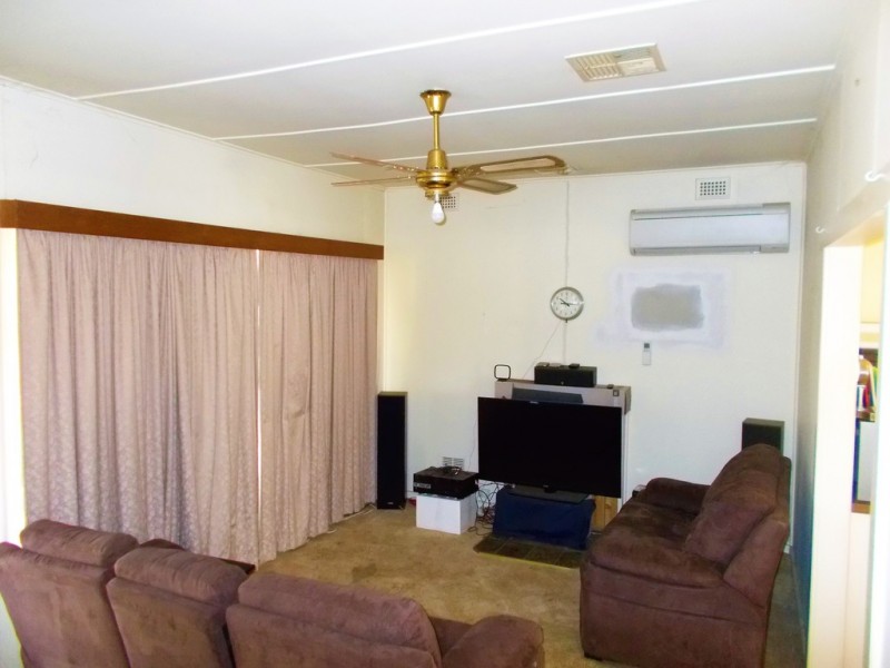 24 Salom Street, Bordertown SA 5268