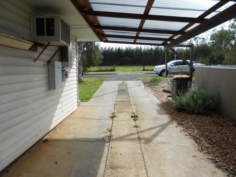 70 Condon Street, Padthaway SA 5271