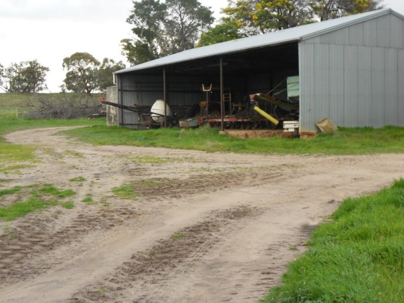 10765 Ngarkat Hwy, Bordertown SA 5268