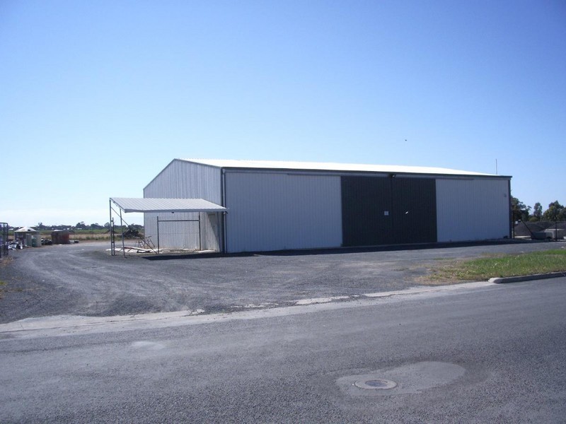 Cnr Cleggett Road and Merrett St, Bordertown SA 5268