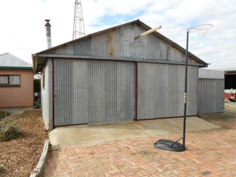 18 Louisa Street, Lameroo SA 5302