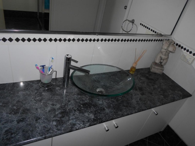 115 Golf Course Road, Bordertown SA 5268