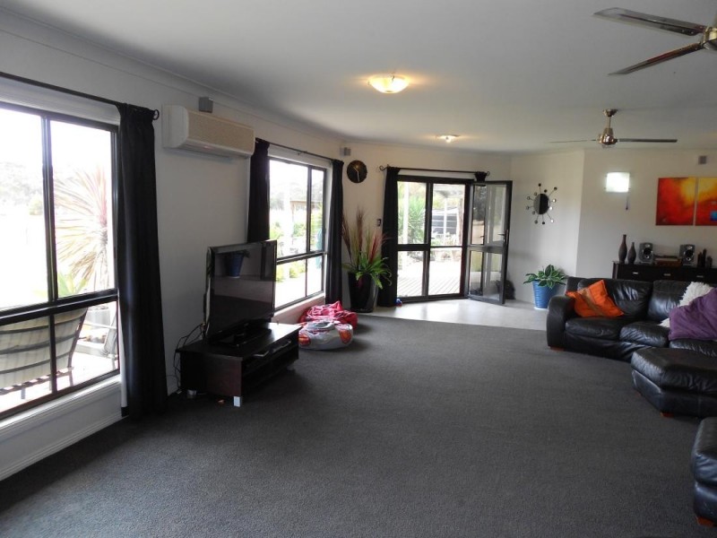 115 Golf Course Road, Bordertown SA 5268