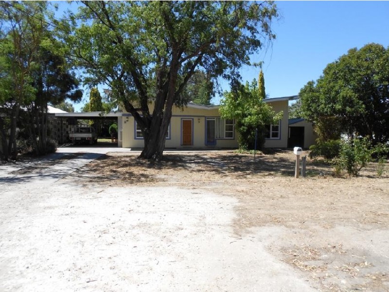 11 Cannawigara Road, Bordertown SA 5268