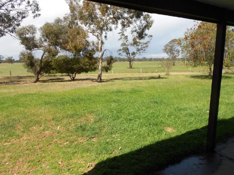 2147 Bangham Road, Frances SA 5262