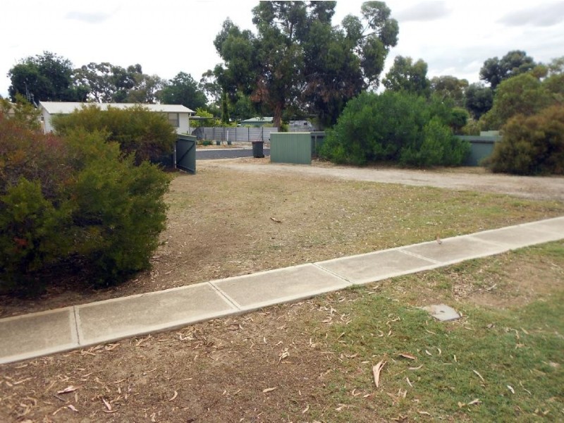 49 Albert Parade, Bordertown SA 5268