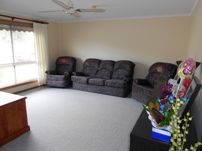 33 Oliver Street, Bordertown SA 5268