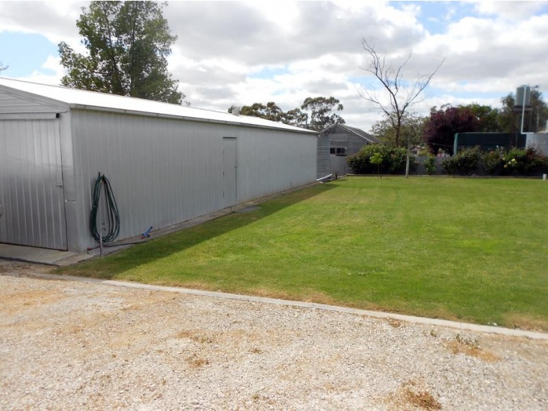 33 Oliver Street, Bordertown SA 5268