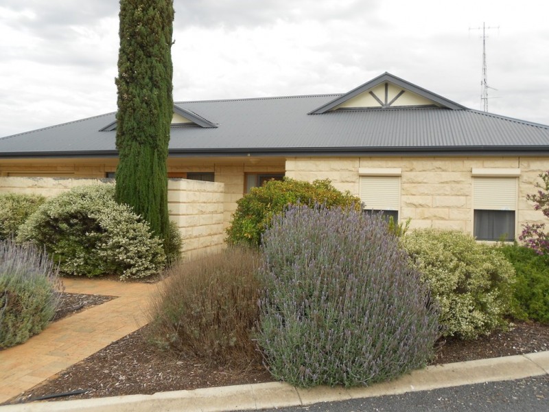 8/42 Pigeon Flat Road, Bordertown SA 5268