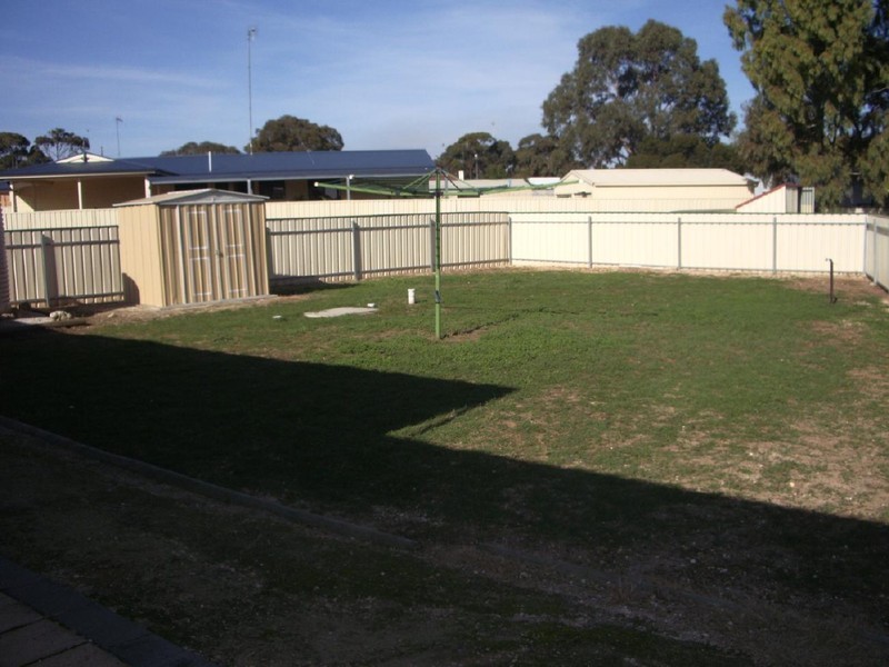 1 Beryl Court, Bordertown SA 5268